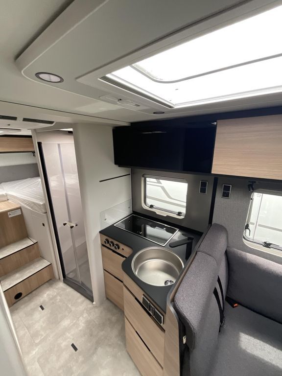 HYMER-ERIBA T 680 Dachklima, Solar, Dieselheiz. Ansicht 7 für Fahrzeugdetailseite