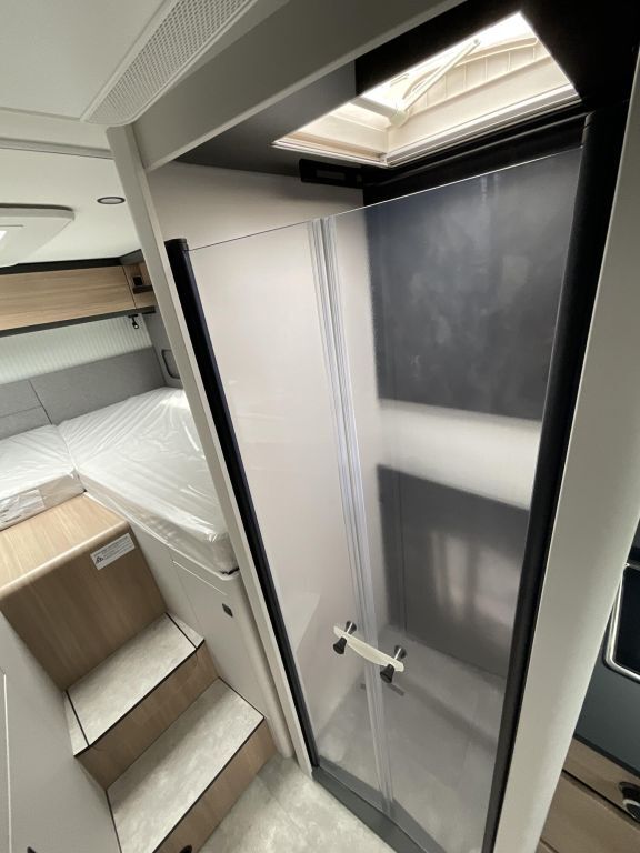 HYMER-ERIBA T 680 Dachklima, Solar, Dieselheiz. Ansicht 8 für Fahrzeugdetailseite