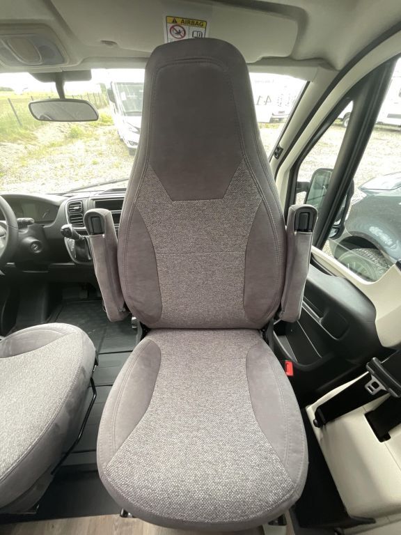 CARADO V132 Ansicht 19 für Fahrzeugdetailseite