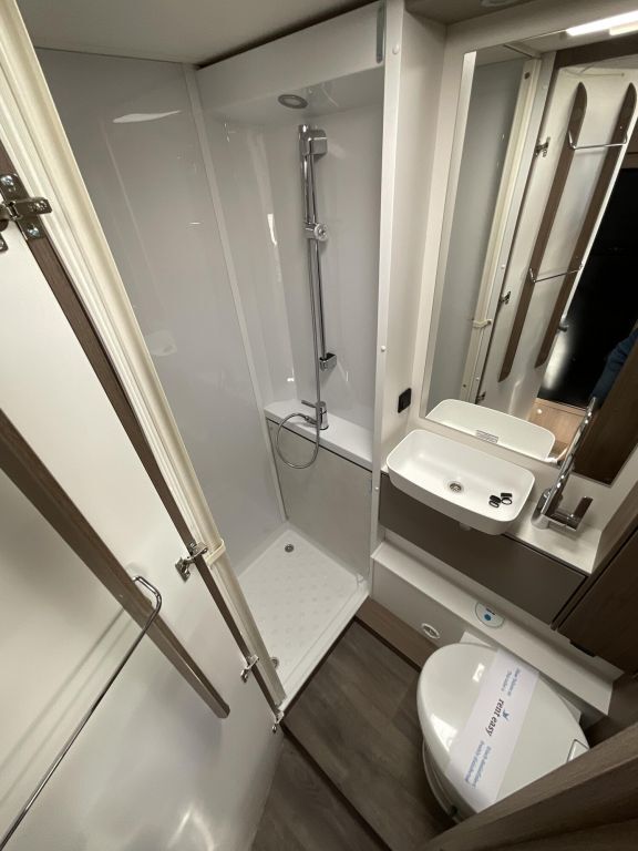 CARADO 361 PRO Ansicht 11 für Fahrzeugdetailseite