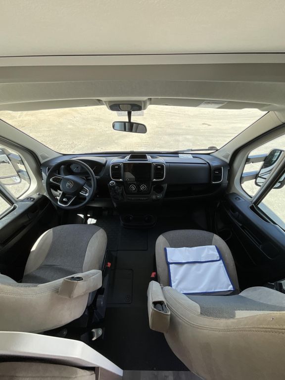 CARADO 464 PRO Sat, Solar, Navi, RFK Ansicht 9 für Fahrzeugdetailseite