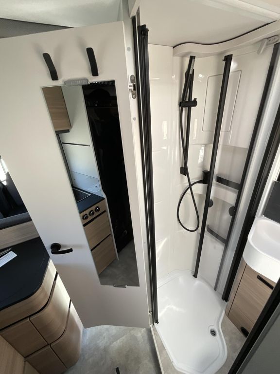 HYMER-ERIBA T 600 Hubbett, Dachklima, Facelift Ansicht 11 für Fahrzeugdetailseite