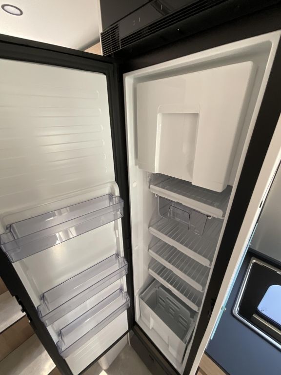 HYMER-ERIBA T 600 Hubbett, Dachklima, Facelift Ansicht 13 für Fahrzeugdetailseite