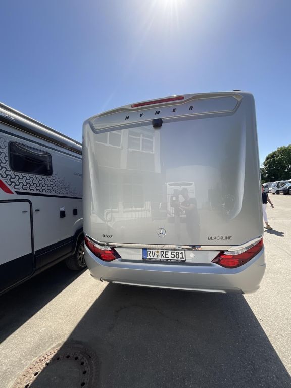HYMER-ERIBA I 880 BlackLine Hydraulische Stützen Ansicht 5 für Fahrzeugdetailseite