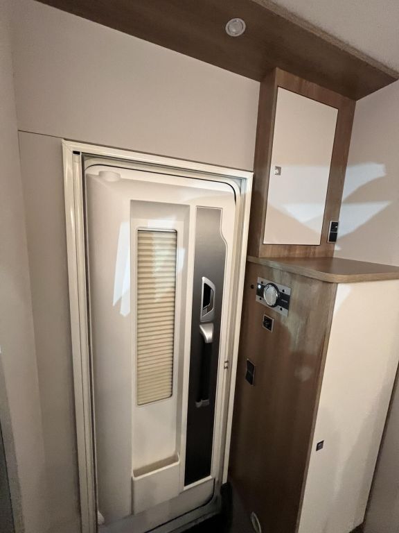 DETHLEFFS T 6717 EB Solar, Markise, TV, Automatik Ansicht 9 für Fahrzeugdetailseite