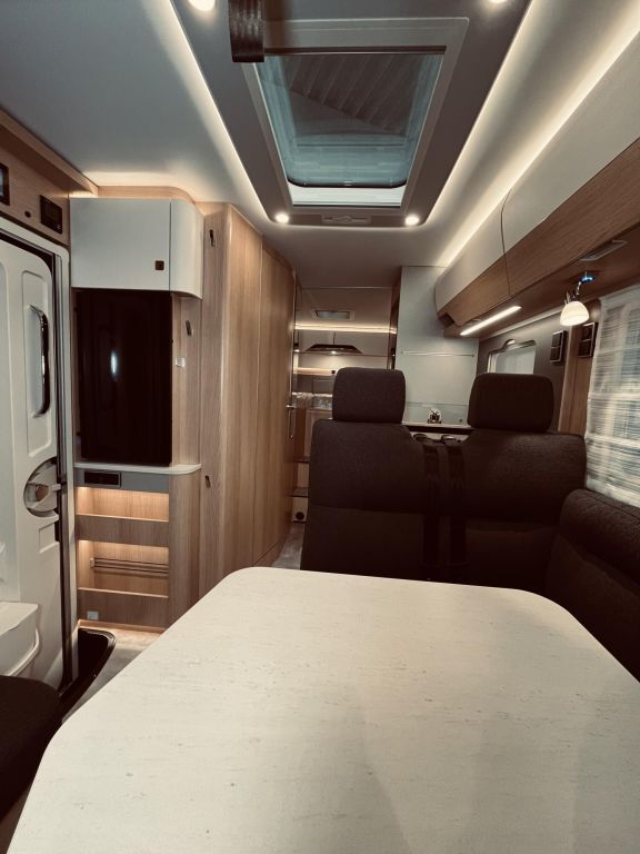HYMER-ERIBA I 600 BlackLine 30.030,- EUR Vorteil Ansicht 9 für Fahrzeugdetailseite