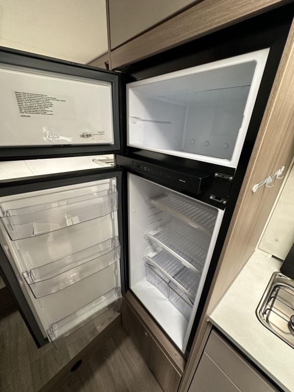 CARADO 448 Automatik, Navi, Sat, TV Ansicht 10 für Fahrzeugdetailseite