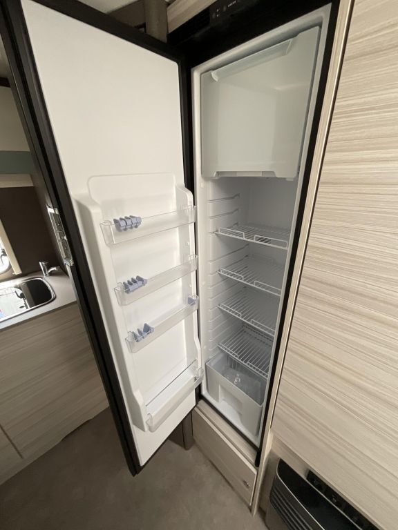 DETHLEFFS 480 FSH Markise, Autarkpaket, Dynamikpaket Ansicht 9 für Fahrzeugdetailseite
