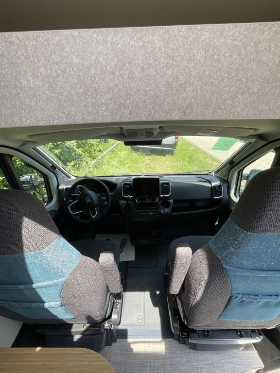 HYMER-ERIBA Redwood 600 Autarkie-Paket, Automatik, AHK Ansicht 7 für Fahrzeugdetailseite