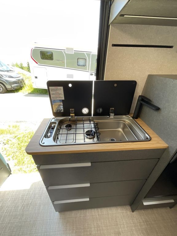 HYMER-ERIBA Redwood 600 Autarkie-Paket, Automatik, AHK Ansicht 8 für Fahrzeugdetailseite