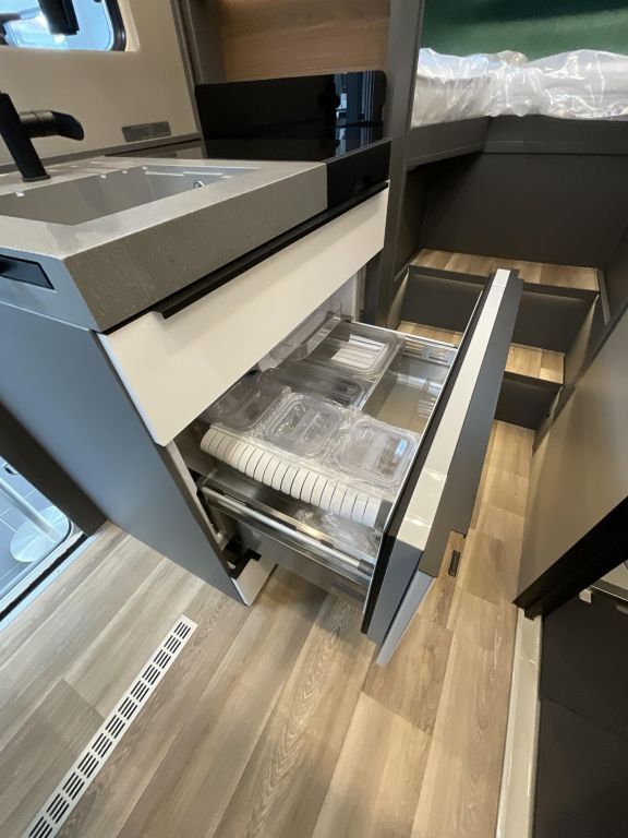 NIESMANN + BISCHOFF 6.9 E Modelljahr 26 / Tageszulassung Ansicht 10 für Fahrzeugdetailseite