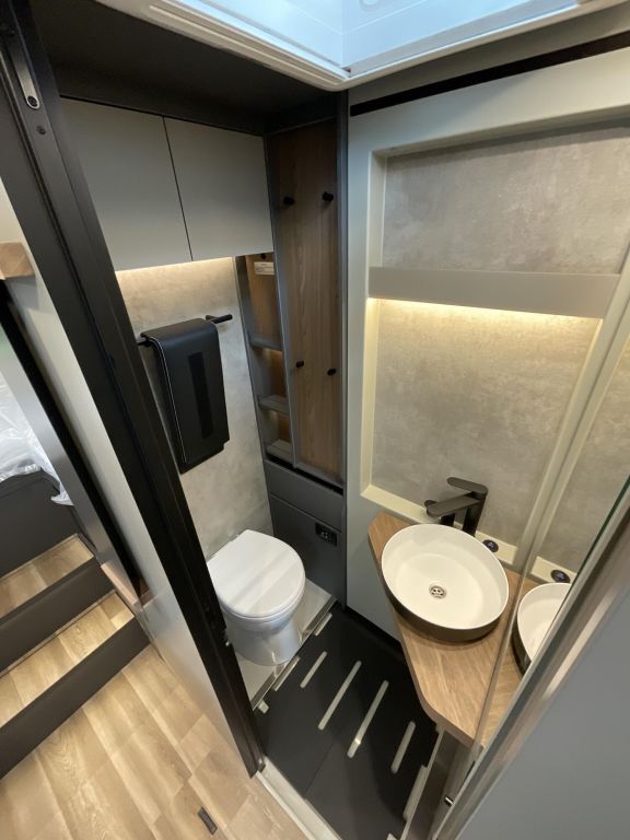 NIESMANN + BISCHOFF 6.9 E Modelljahr 26 / Tageszulassung Ansicht 11 für Fahrzeugdetailseite
