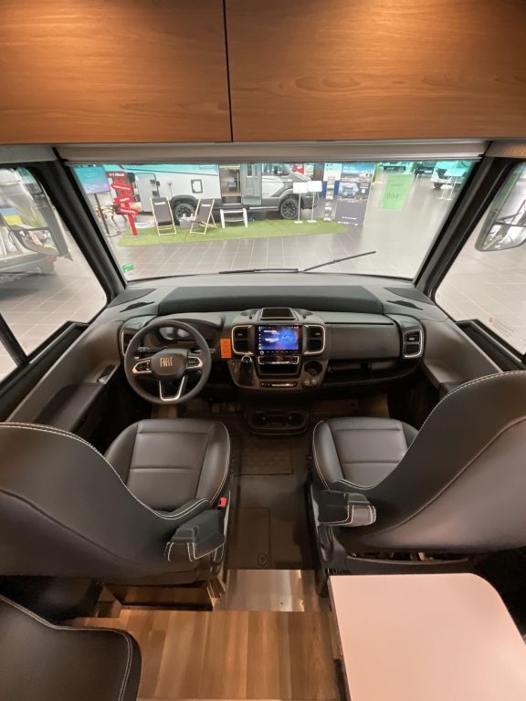 NIESMANN + BISCHOFF 6.9 E Modelljahr 26 / Tageszulassung Ansicht 8 für Fahrzeugdetailseite