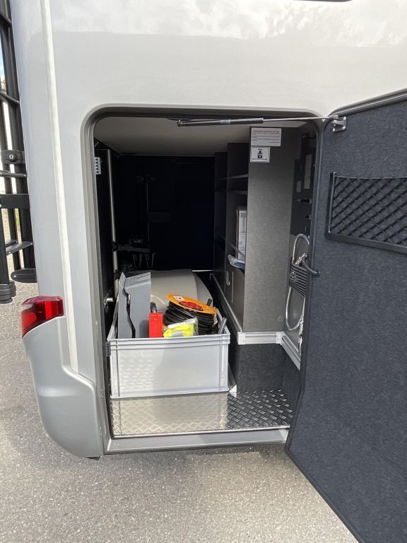 HYMER-ERIBA 570 CrossOver YOUNG CAMPER Ansicht 7 für Fahrzeugdetailseite