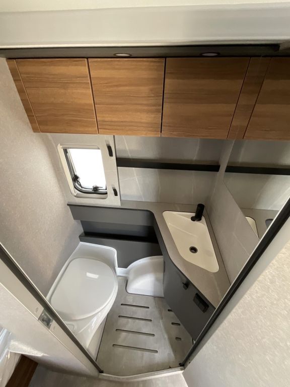 HYMER-ERIBA 425 Ansicht 10 für Fahrzeugdetailseite