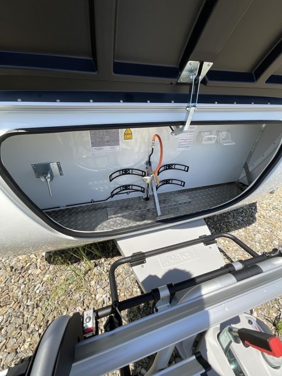 HYMER-ERIBA 425 Ansicht 12 für Fahrzeugdetailseite