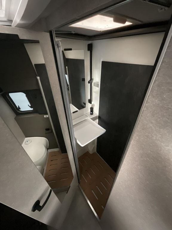 HYMER-ERIBA Grand Canyon S 700 CrossTrail Crosstrail*limited Ansicht 17 für Fahrzeugdetailseite