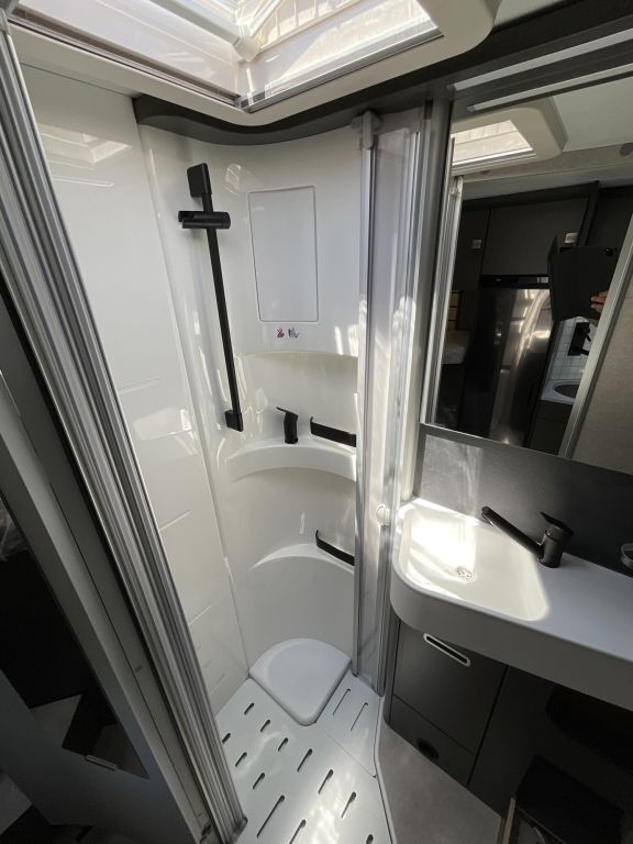 HYMER-ERIBA 580 CrossTrail *Sofort Verfügbar* Ansicht 11 für Fahrzeugdetailseite