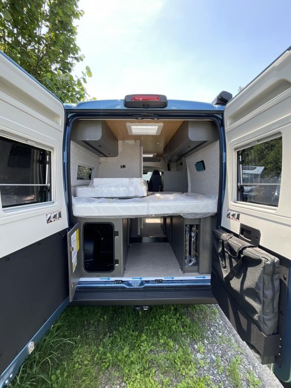 HYMER-ERIBA Redwood 600 180 PS Maxi, Sport Paket, Automatik Ansicht 5 für Fahrzeugdetailseite