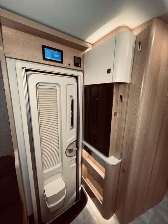 HYMER-ERIBA I 600 BlackLine TOP ANGEBOT! Ansicht 12 für Fahrzeugdetailseite
