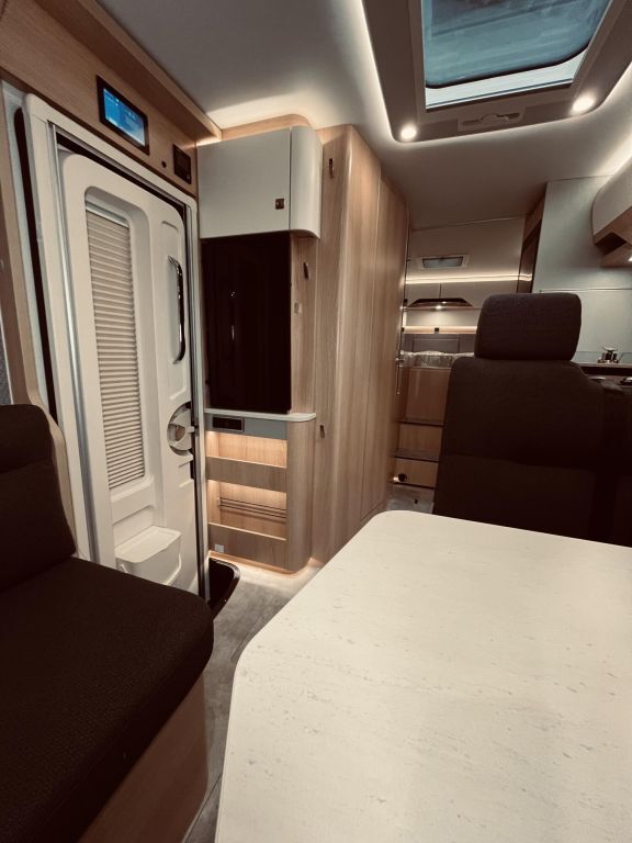 HYMER-ERIBA I 600 BlackLine TOP ANGEBOT! Ansicht 9 für Fahrzeugdetailseite