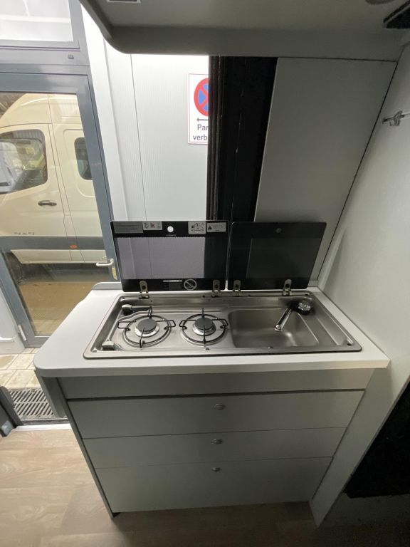 HYMER-ERIBA S 600 Dieselheizung, Solar, LED, Ansicht 8 für Fahrzeugdetailseite
