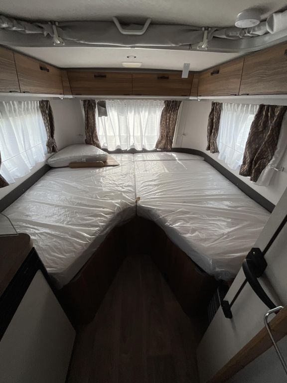 HYMER-ERIBA 542 Ansicht 8 für Fahrzeugdetailseite