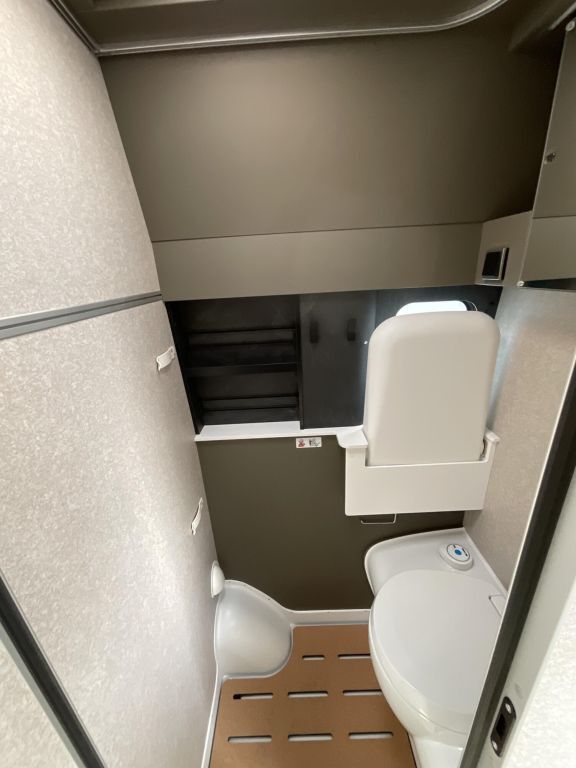 HYMER-ERIBA Grand Canyon S 600 CrossOver Ansicht 6 für Fahrzeugdetailseite