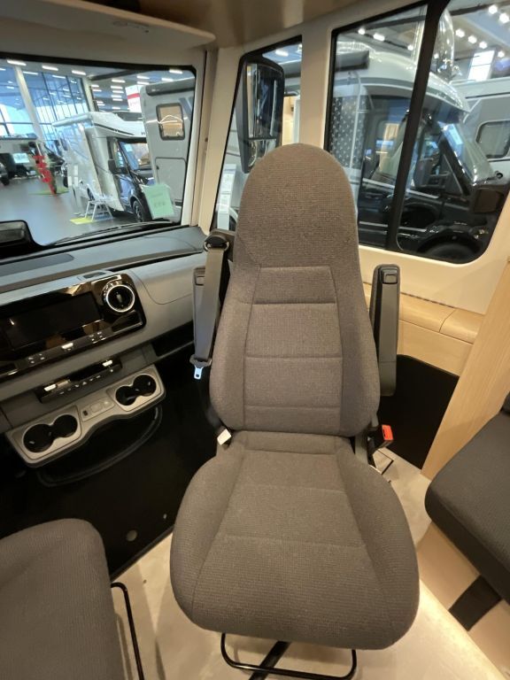 HYMER-ERIBA I 780 BlackLine KEIN HUBBETT, Klima Ansicht 13 für Fahrzeugdetailseite