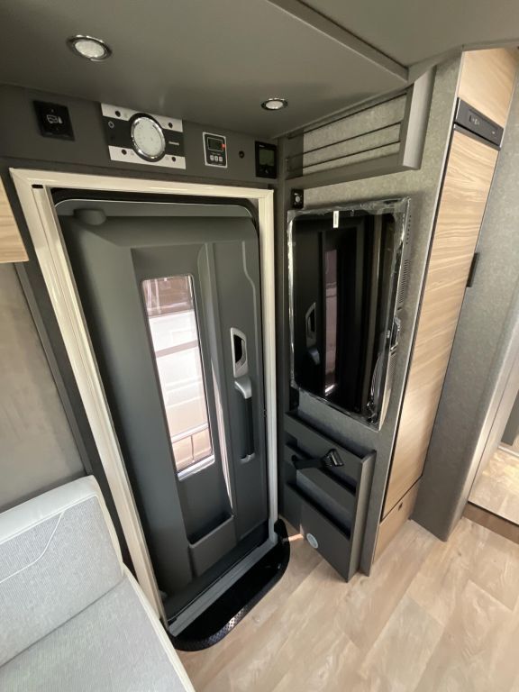 DETHLEFFS T 7057 EB Ansicht 9 für Fahrzeugdetailseite