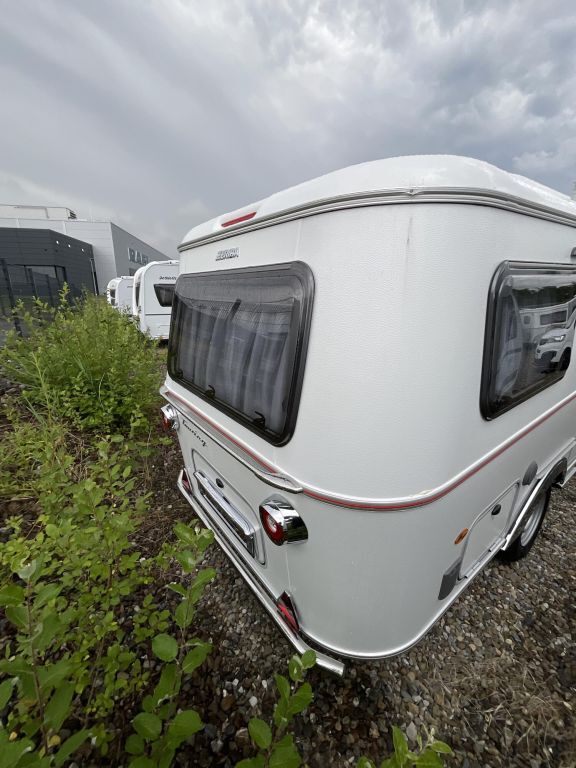 HYMER-ERIBA 310 Ansicht 4 für Fahrzeugdetailseite