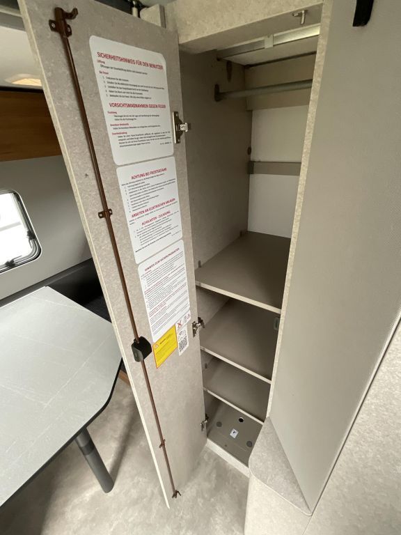 HYMER-ERIBA 470 Ansicht 8 für Fahrzeugdetailseite