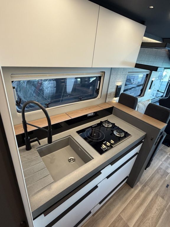 NIESMANN + BISCHOFF 84 Neuer Grundriss, super Ausstattung Ansicht 19 für Fahrzeugdetailseite