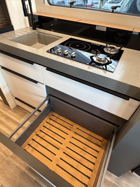 NIESMANN + BISCHOFF 84 Neuer Grundriss, super Ausstattung Ansicht 23 für Fahrzeugdetailseite
