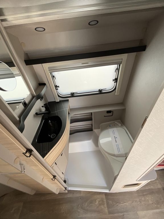 HYMER-ERIBA 542 Ansicht 8 für Fahrzeugdetailseite