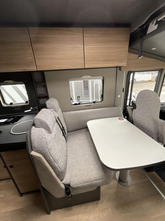 DETHLEFFS I 6877 Solar, Navi, Sat, Lift-Fahrradtr. Ansicht 6 für Fahrzeugdetailseite