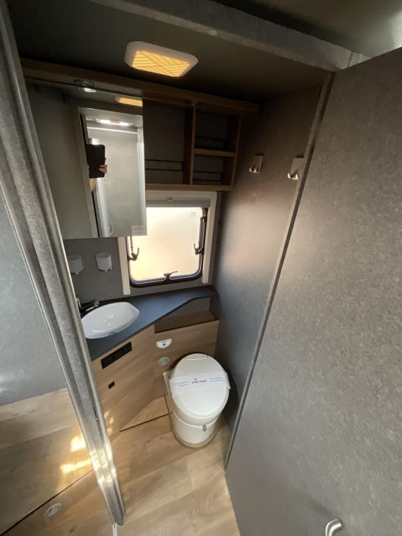 DETHLEFFS T 7057 DBL Ansicht 14 für Fahrzeugdetailseite