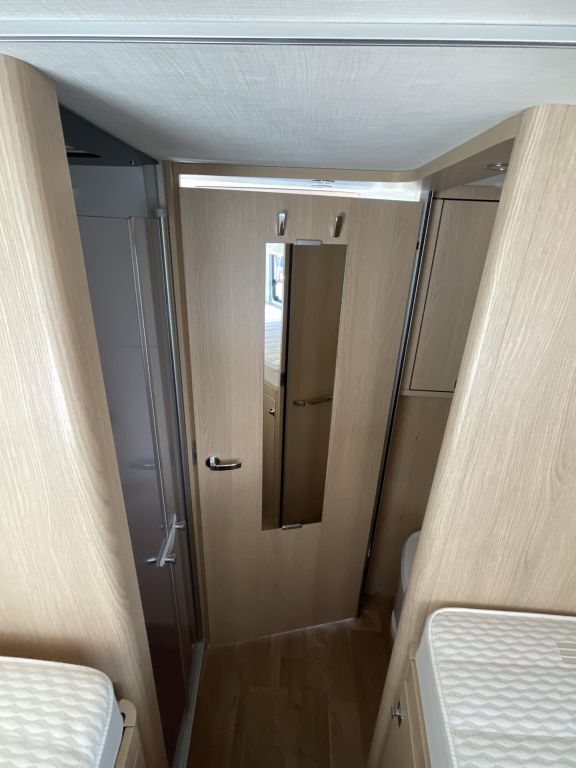 HYMER-ERIBA T 680 Ansicht 10 für Fahrzeugdetailseite