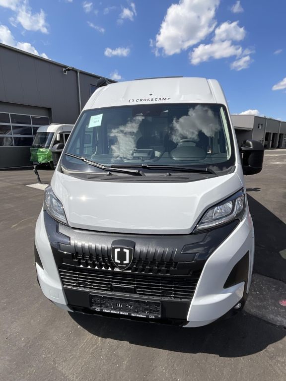 CROSSCAMP 6.0 DS 6m Schwenkbad Ansicht 15 für Fahrzeugdetailseite
