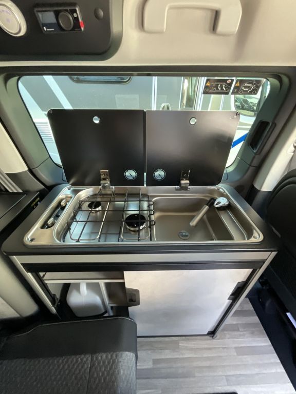 CROSSCAMP 5.0 F YOUNG CAMPER Ansicht 10 für Fahrzeugdetailseite
