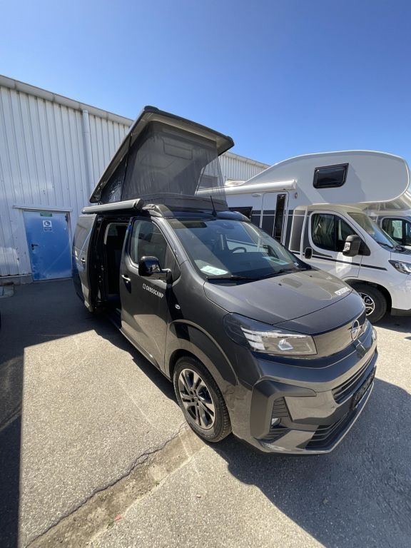 CROSSCAMP 5.0 F YOUNG CAMPER Ansicht 13 für Fahrzeugdetailseite