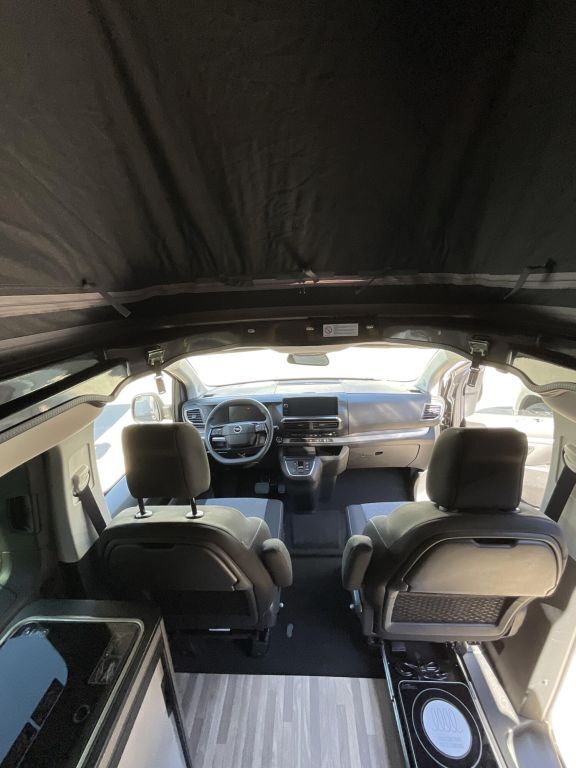 CROSSCAMP 5.0 F YOUNG CAMPER Ansicht 8 für Fahrzeugdetailseite