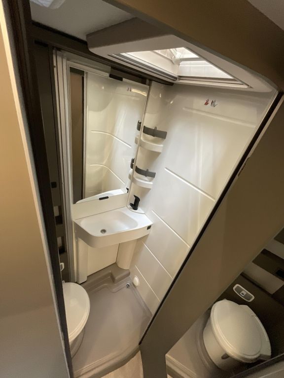 HYMER-ERIBA 600 *Modelljahr 2027* Ansicht 11 für Fahrzeugdetailseite