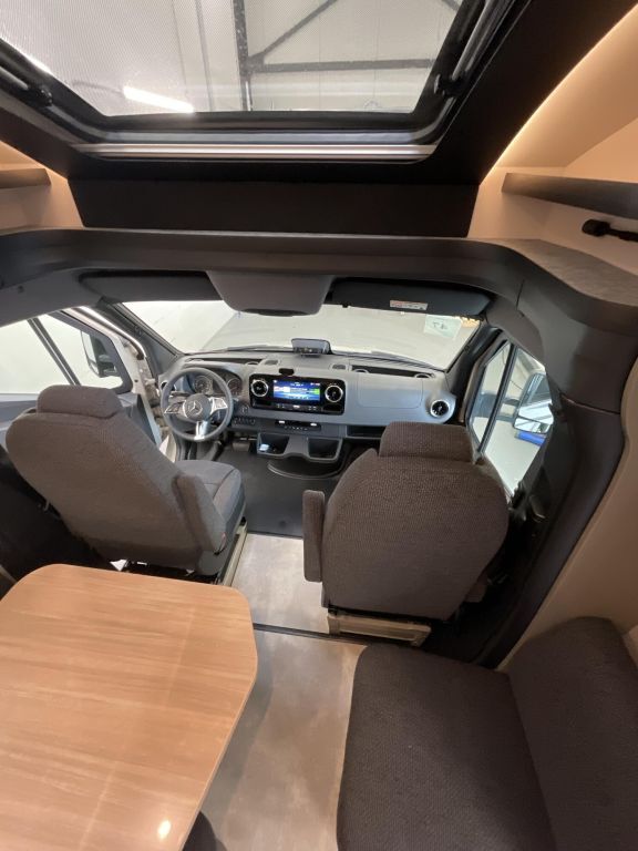 HYMER-ERIBA 600 *Modelljahr 2027* Ansicht 9 für Fahrzeugdetailseite