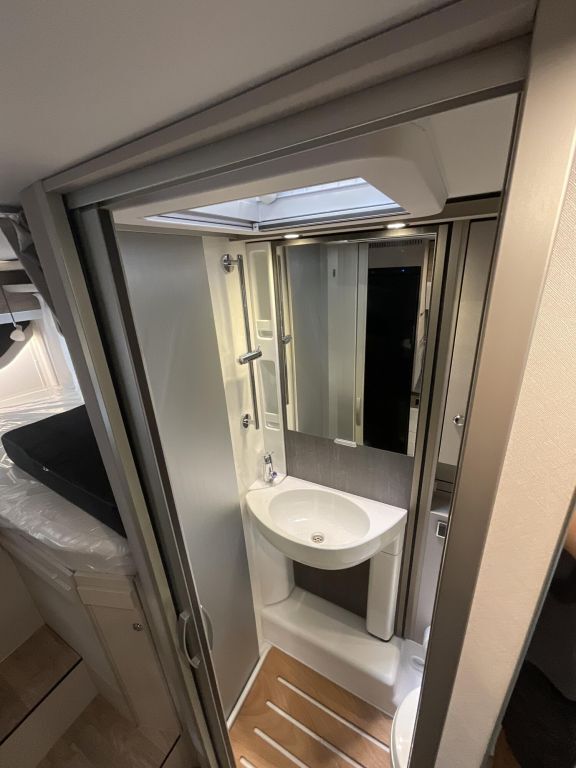 HYMER-ERIBA 474 XPERIENCE EDITION Ansicht 5 für Fahrzeugdetailseite