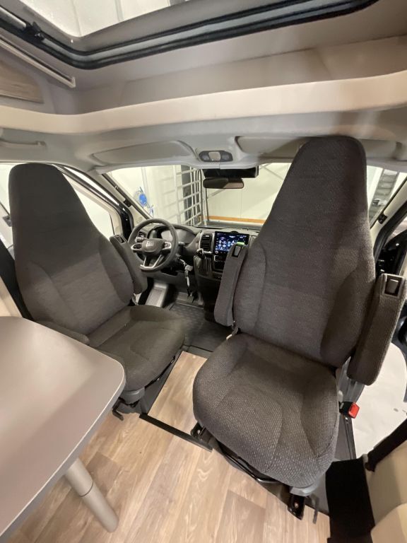 HYMER-ERIBA 474 XPERIENCE EDITION Ansicht 7 für Fahrzeugdetailseite