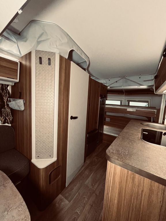 HYMER-ERIBA 560 Autarkpaket, Markise Ansicht 13 für Fahrzeugdetailseite