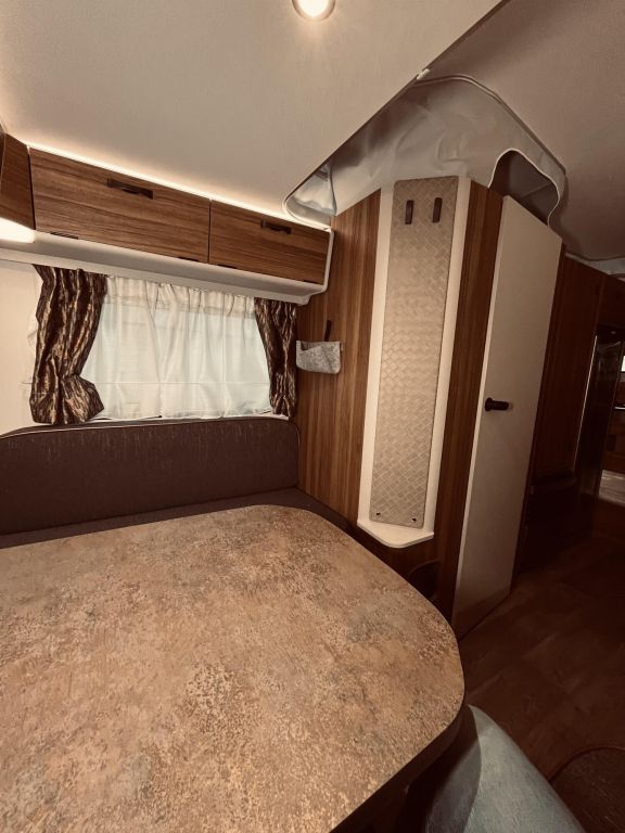 HYMER-ERIBA 560 Autarkpaket, Markise Ansicht 14 für Fahrzeugdetailseite