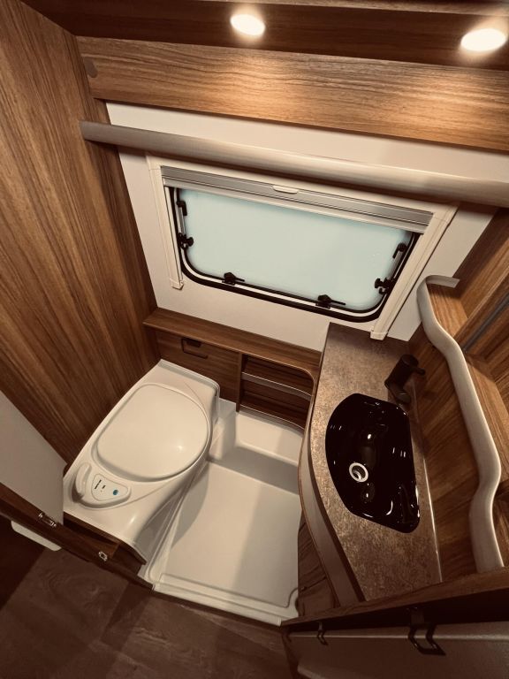 HYMER-ERIBA 560 Autarkpaket, Markise Ansicht 19 für Fahrzeugdetailseite