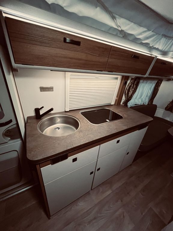 HYMER-ERIBA 560 Autarkpaket, Markise Ansicht 7 für Fahrzeugdetailseite